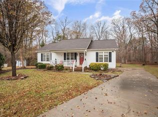 1003 Bridgewater Dr, Burlington, NC 27217