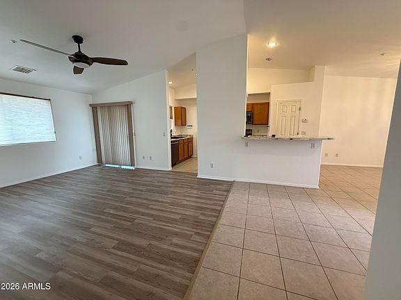 3rd image of 720 Skyview Lane