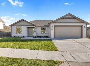 3067 S Quay St, Kennewick, WA 99338