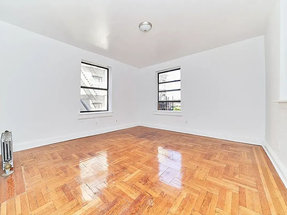 1st image of 13 Cumming St APT 2H