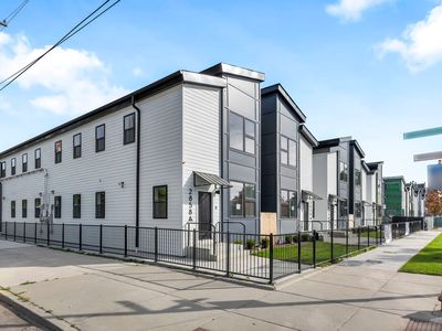 2838 W Harrison St #B, Chicago, IL, 60612