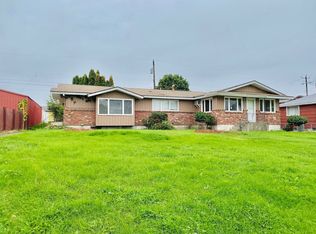 2011 W Grace Ave, Spokane, WA 99205