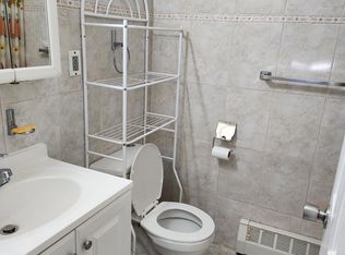 71-42 160th St FLOOR 3, Fresh Meadows, NY 11365