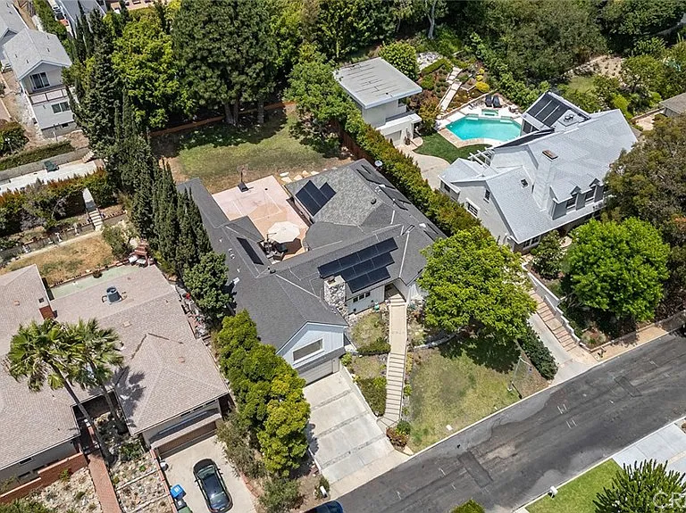 11365 Thurston Pl — Photo 18
