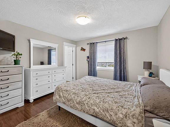 5th image of 1031 Lomas Rd #5