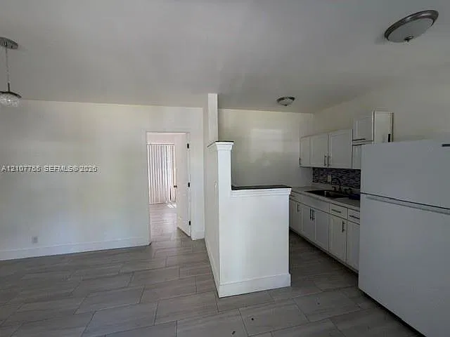930 SW 29th St #A-C
