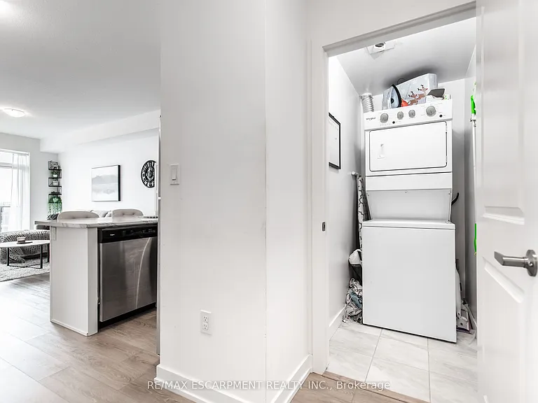 450 Dundas St E #708 — Photo 26