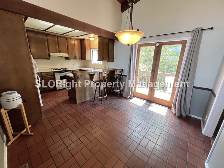 331 Henrietta Ave — Photo 6
