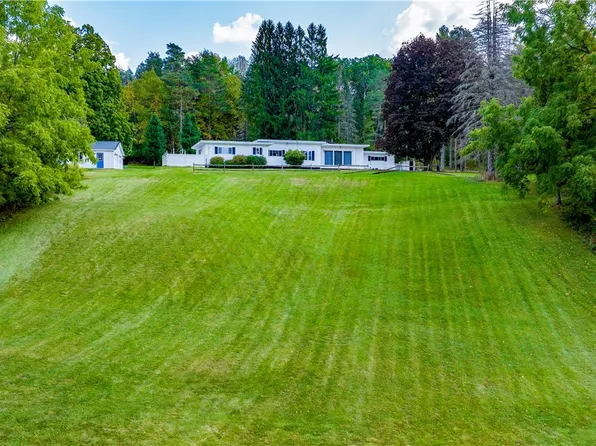 120 Hoag Rd, Norwich, NY 13815