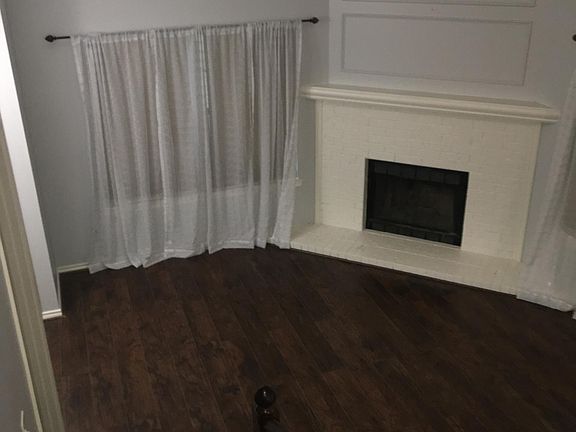 2nd image of 3925 Hearthstone Dr