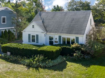 2221 Illinois Rd, Northbrook, IL, 60062