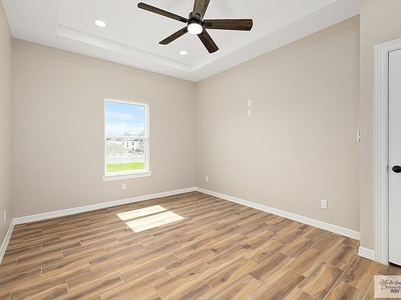 5th image of 2262 Via Roma Rd