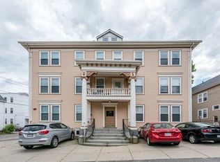 20 Moraine St APT 6, Belmont, MA 02478