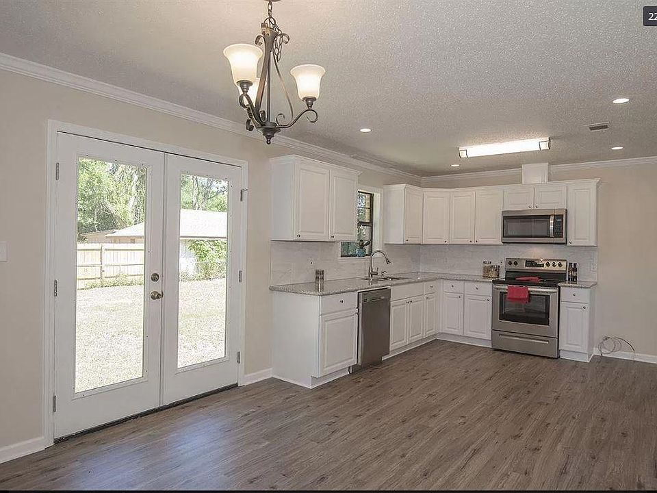 1st image of 6350 N Palafox Hwy #1