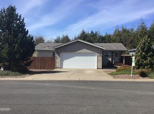 155 SE Whalesong Dr, Depoe Bay, OR