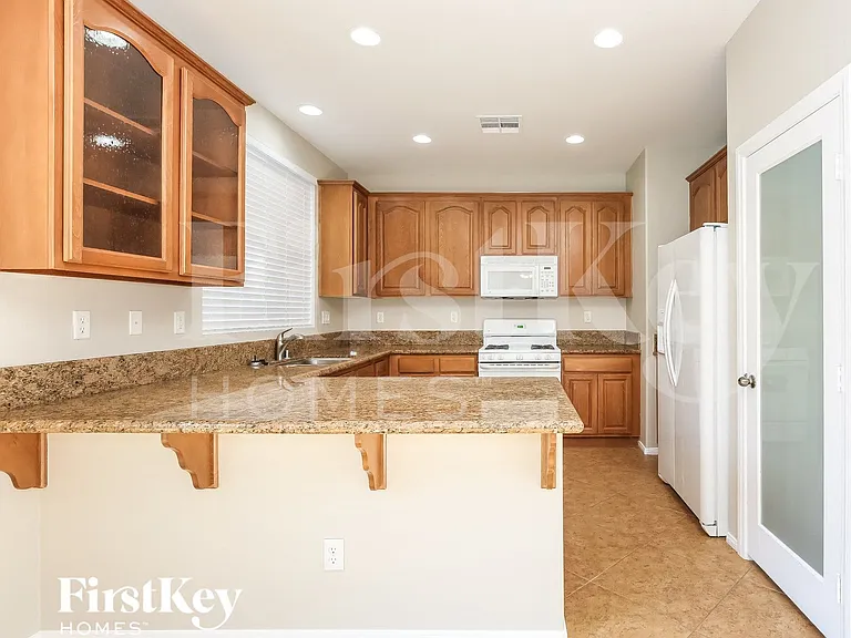 1849 Arch Stone Ave — Photo 5