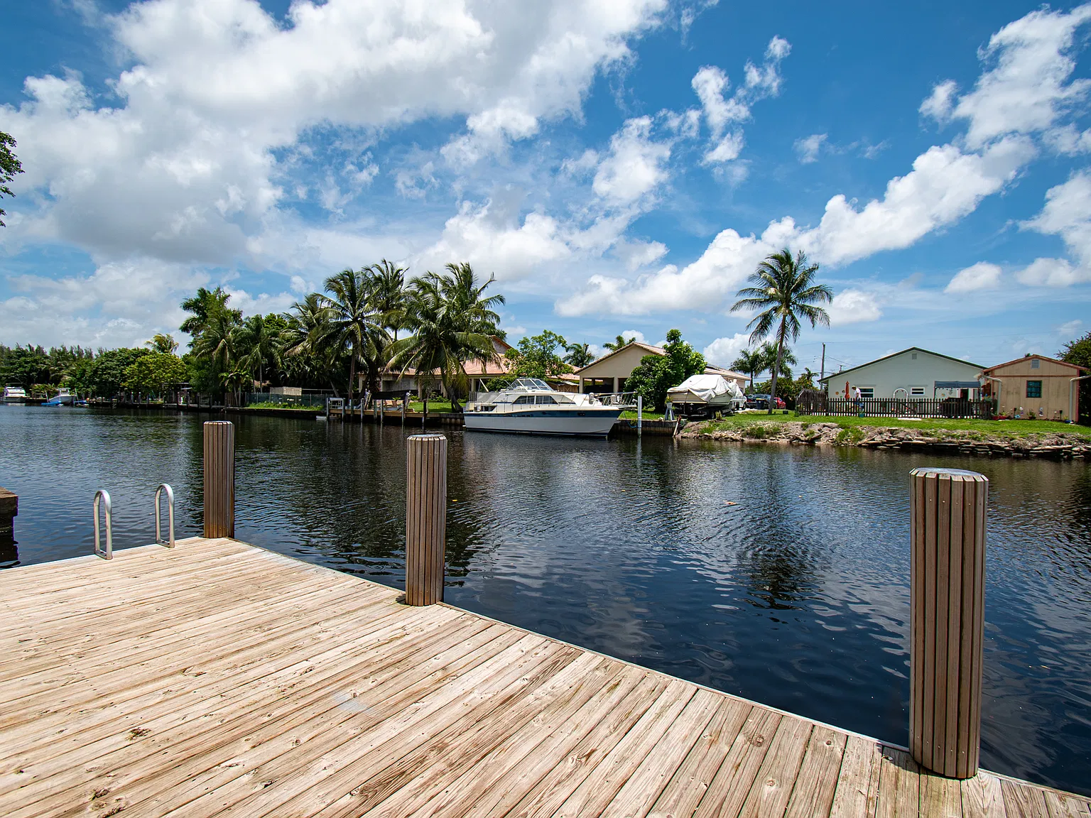 SW 35th Ave, Fort Lauderdale — Photo 2
