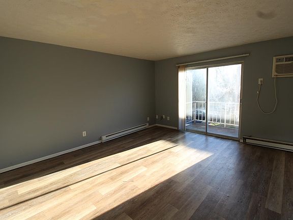 2nd image of 2846 Harrison Ave