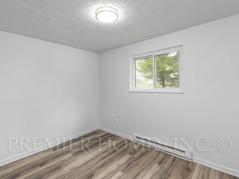 821 Constitution Ave #4 — Photo 10