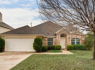416 Rocky Creek Dr, Mansfield, TX 76063