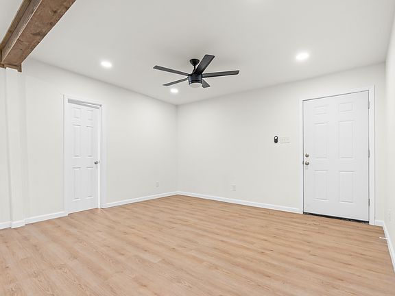 4th image of 3320 N 21st St #A