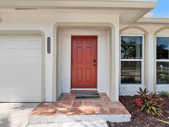 3rd image of 6334 Winding Brooke Way