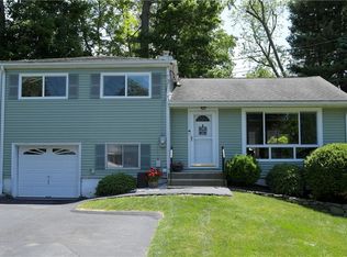 54 High View Ter, Pleasantville, NY 10570