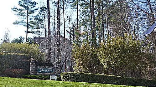 4th image of 4809 Landover Pine Pl