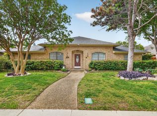 6520 Clearhaven Cir, Dallas, TX 75248