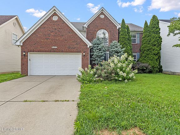 2nd image of 10123 Spring Gate Dr