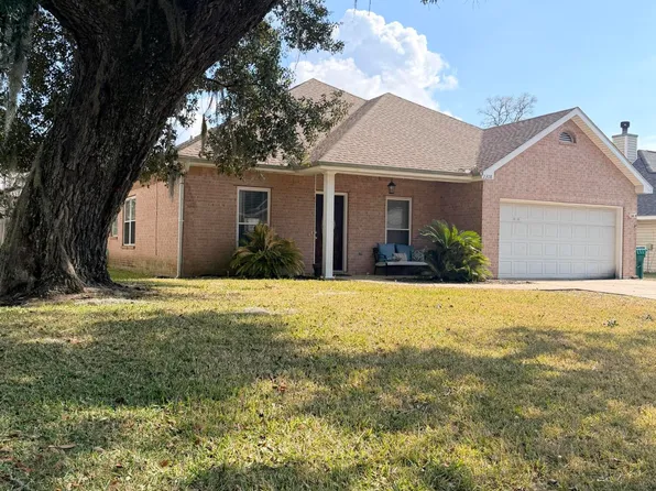 2308 Rue Beaux Chenes, Ocean Springs, MS 39564