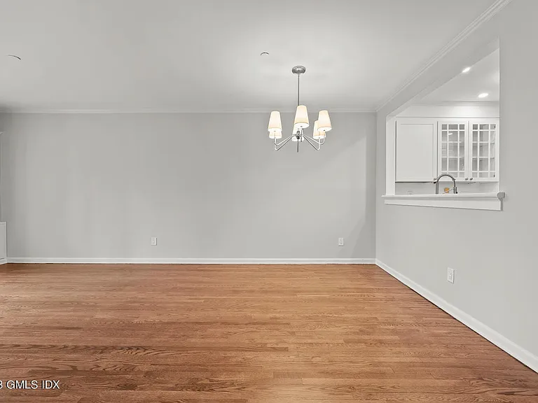 51 Forest Ave #24 — Photo 6