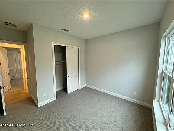 4th image of 222 VALLEY FALLS Way