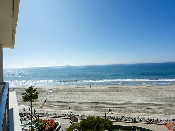3rd image of 1720 Avenida Del Mundo #1002