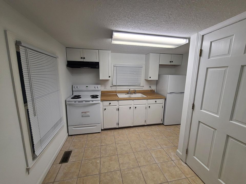 1st image of 816 Nashville Rd Unit It