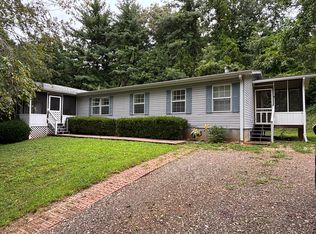 3 Double Oaks Dr #B, Asheville, NC 28805