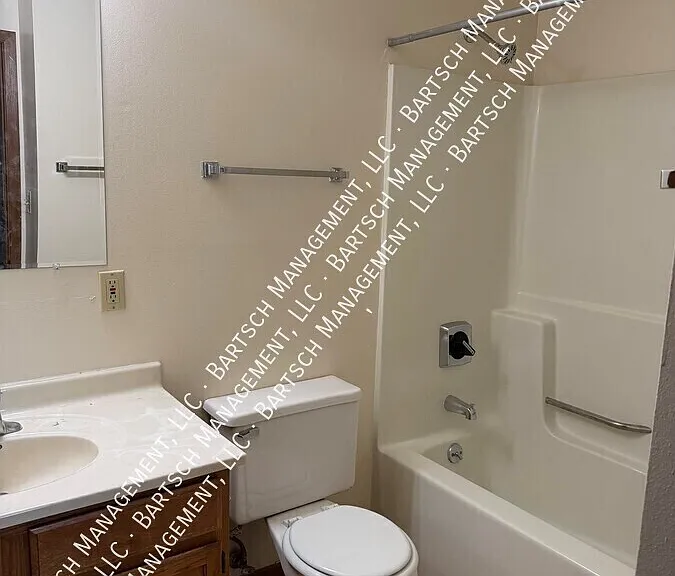 4909 W Edgerton Ave #114 — Photo 6