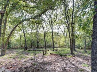 5744 Old Spanish Trl, Bryan, TX 77807