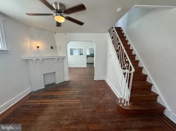 514 Widener St, Philadelphia, PA 19120