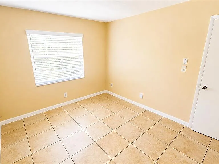 2405 Aspinwall St #2405 — Photo 14