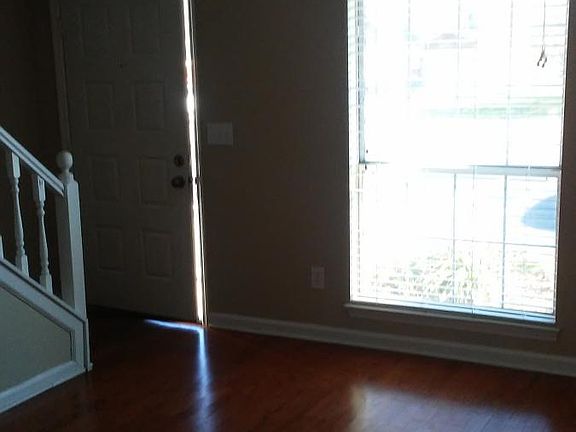 4th image of 10339 Walden St APT C-1