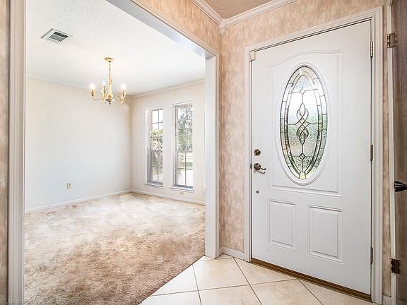 5th image of 4306 Queenswood St