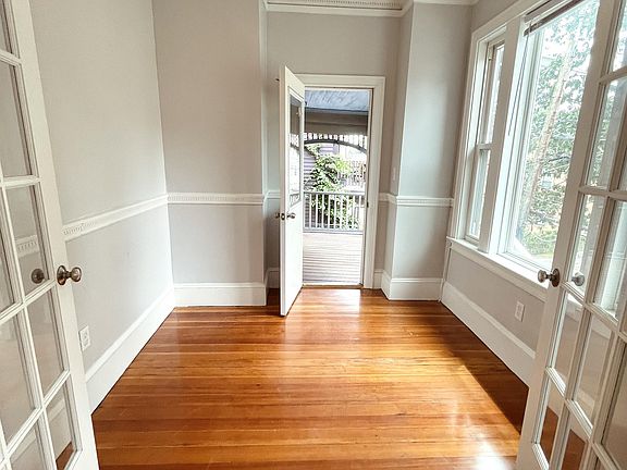 4th image of 26 Boylston St #2