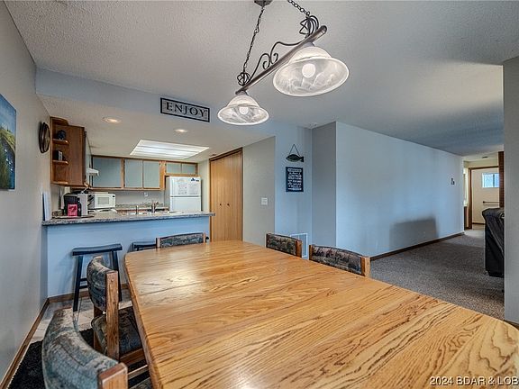 5th image of 25 Lone Oak Point #34