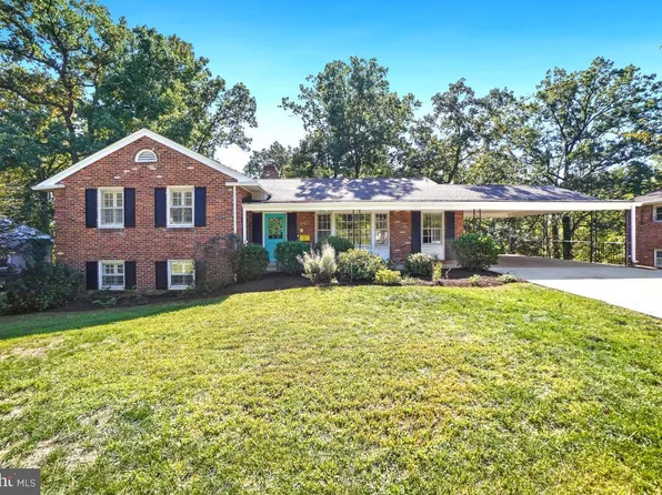 6417 Forest Rd, Landover, MD 20785