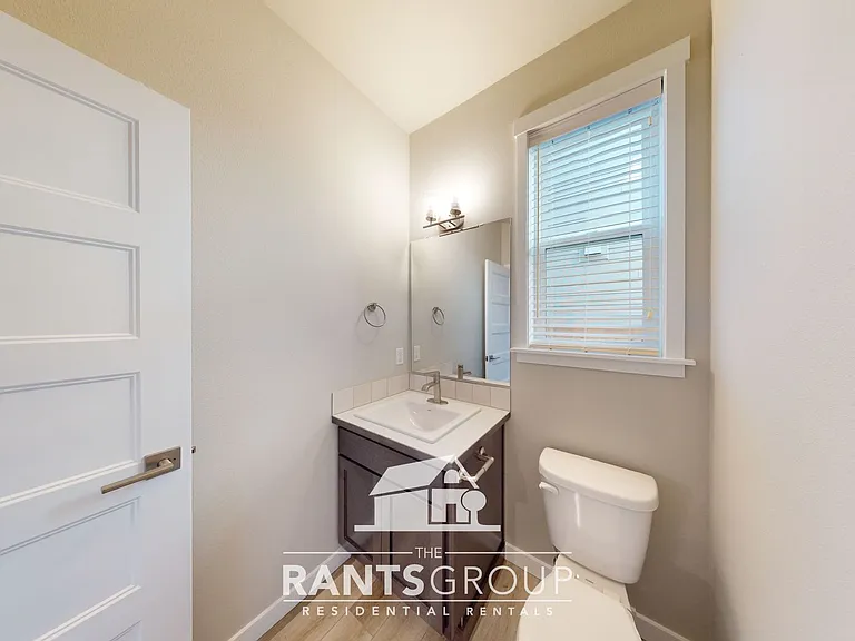 9734 Rayla Ct SE — Photo 12