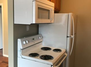 Quiet Pleasant Ridge Apartment, Cincinnati, OH 45213