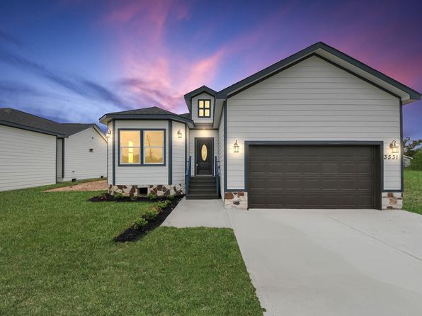 3531 Brook Valley Dr, Brookshire, TX 77423