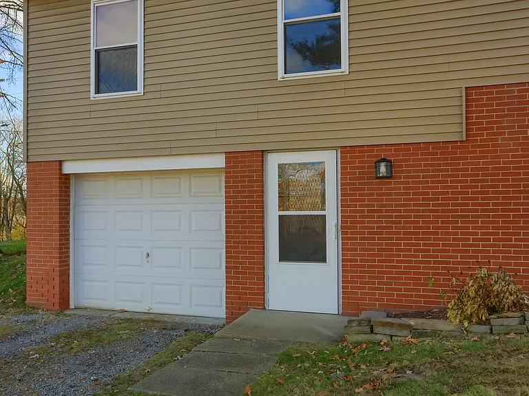 4286 Sample Ct — Photo 8