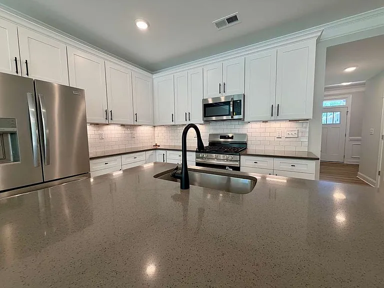 4229 Black Ct — Photo 8